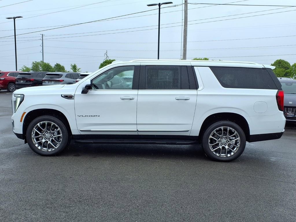 New 2026 Summit White GMC Elevation image 12