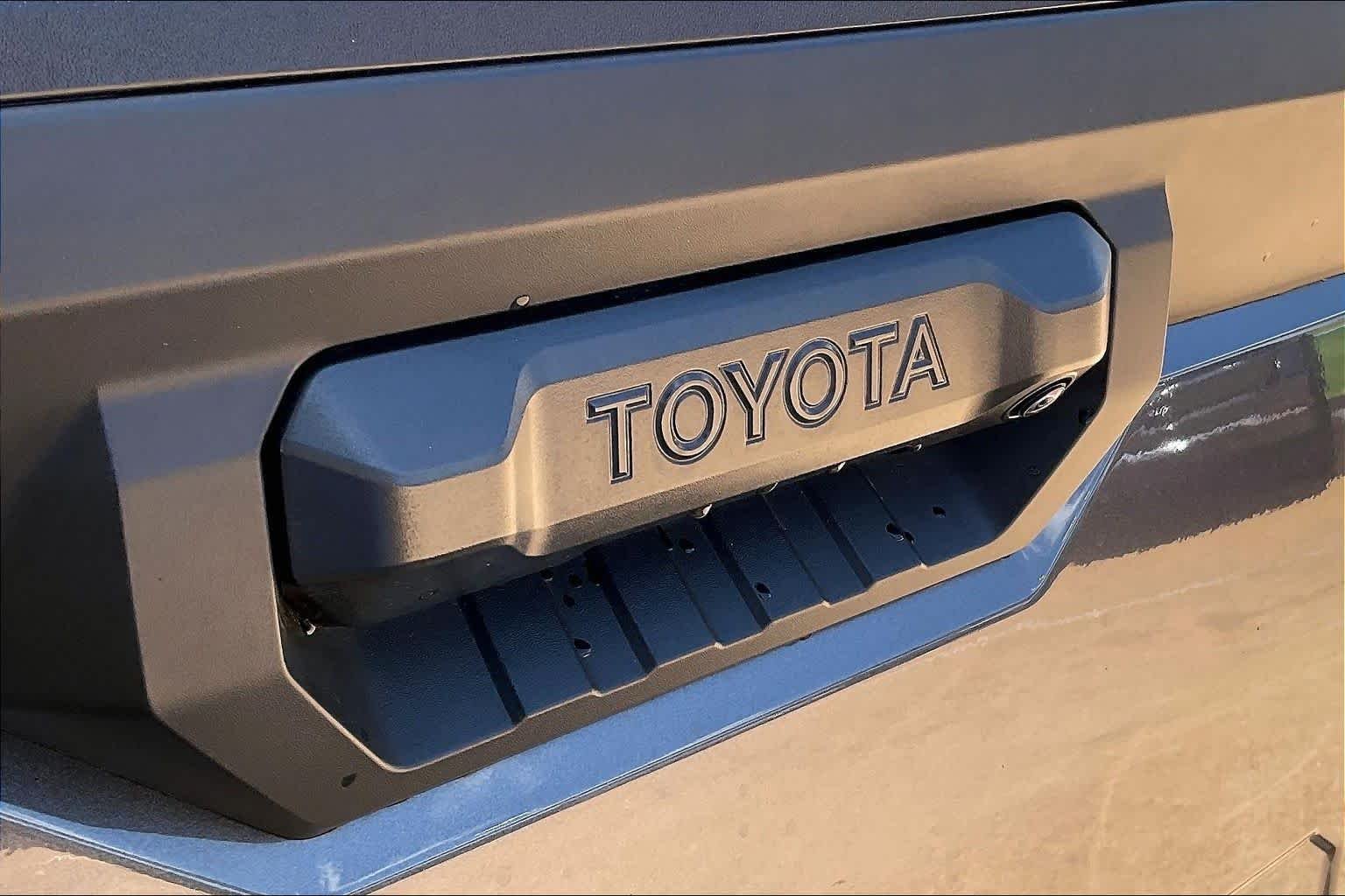 Used 2025 Magnetic Gray Metallic Toyota SR5 image 28