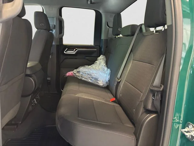 New 2026  GMC SLE image 14