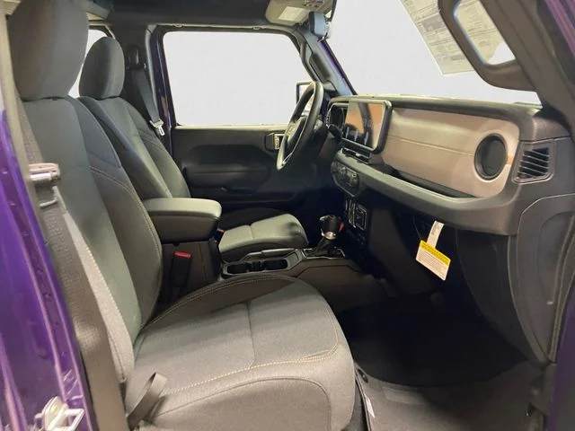 New 2026 Reign Jeep 4-DOOR SPORT image 16