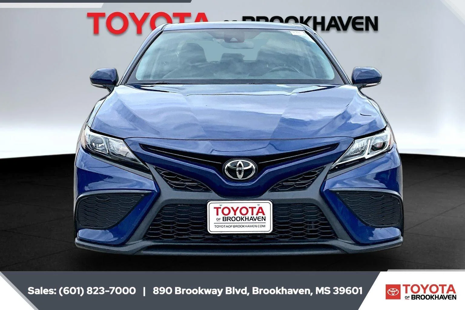 Used 2024 Reservoir Blue Toyota SE image 3
