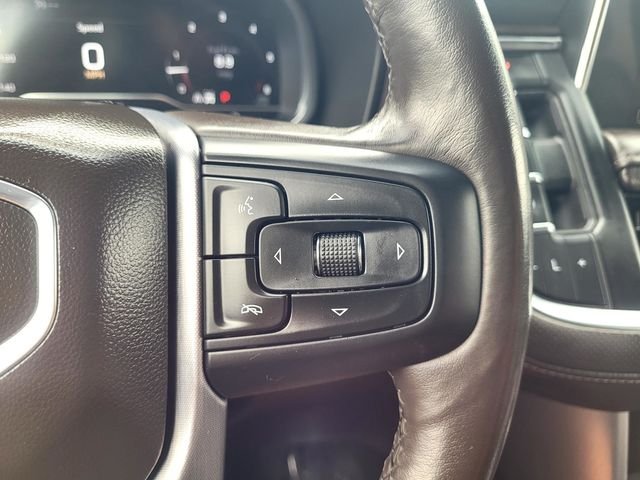 Used 2022 White GMC SLT image 23