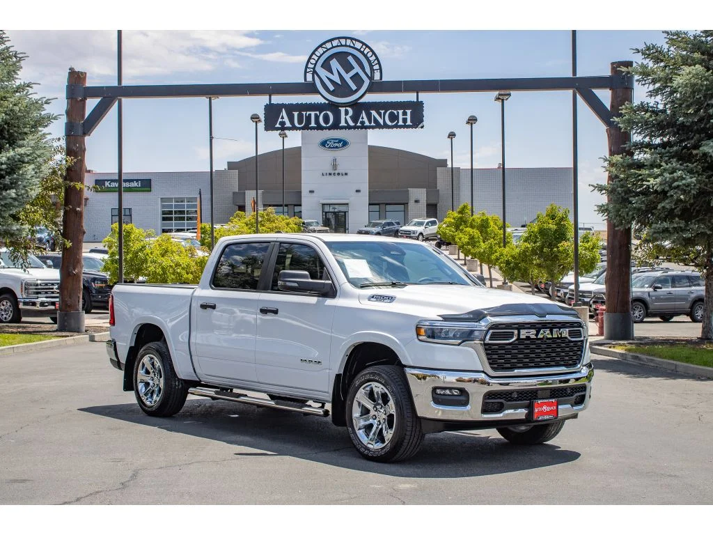 2025 RAM 1500 Big Horn/Lone Star 4x4 Crew Cab 5'7's photo