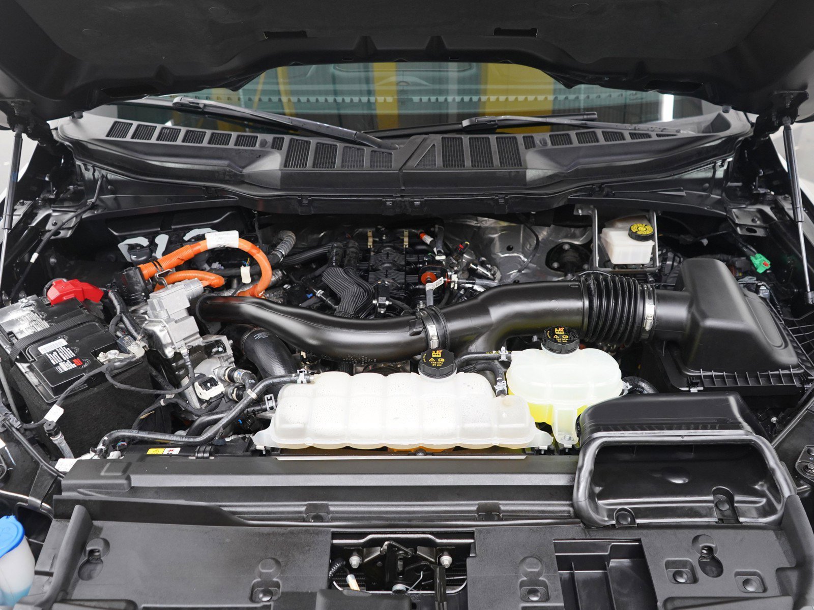 2024 Ford F-150 XLT - Photo 31