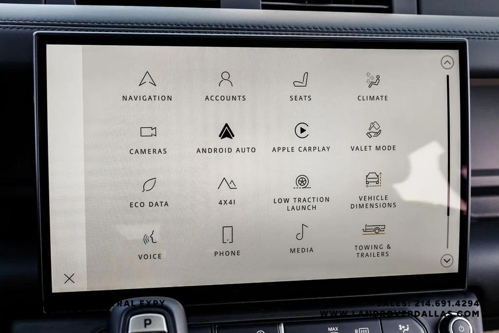 New 2026 Fuji White Land Rover X-Dynamic SE image 28