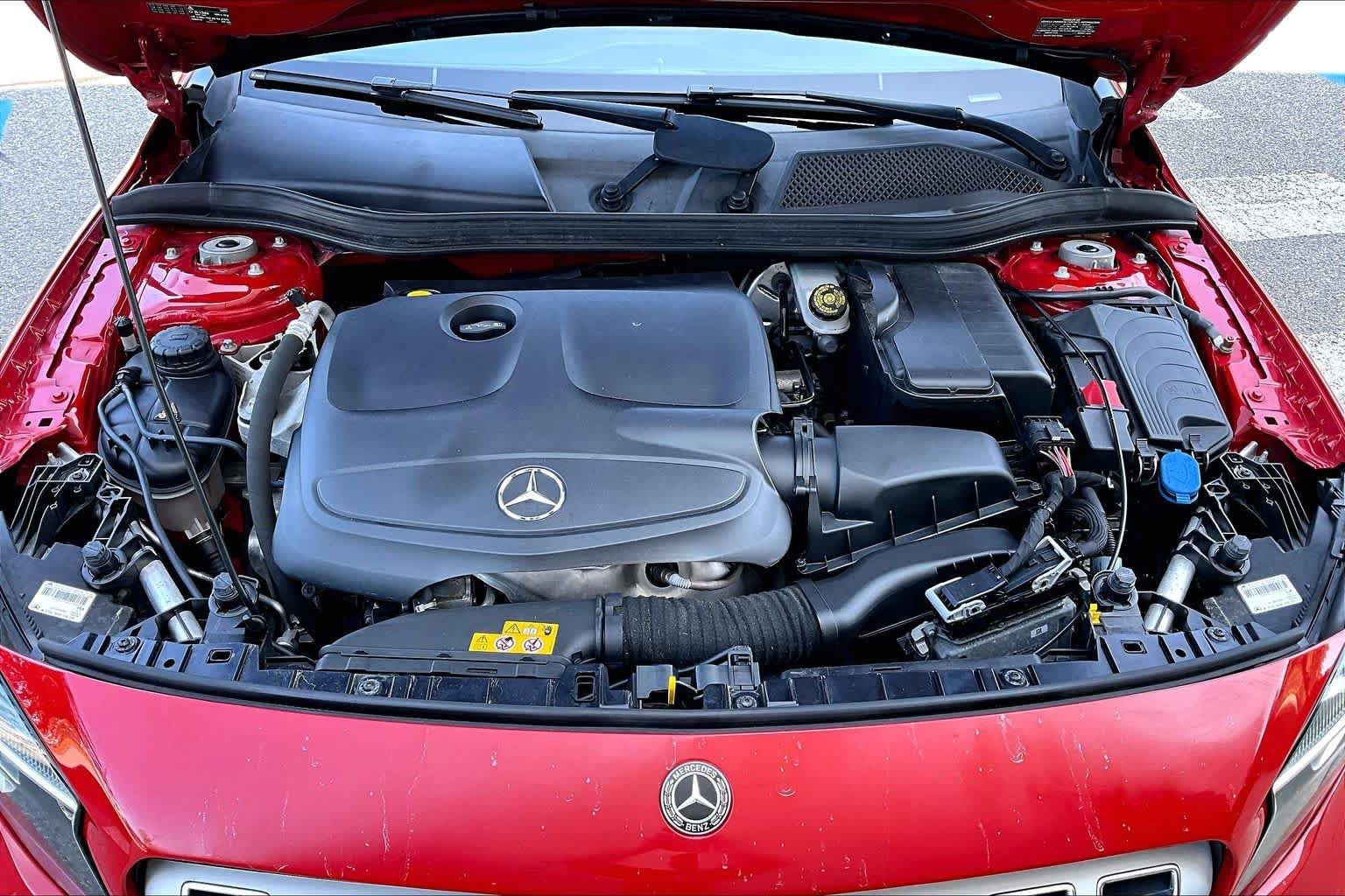 Used 2018 Jupiter Red Mercedes-Benz GLA 250 image 30