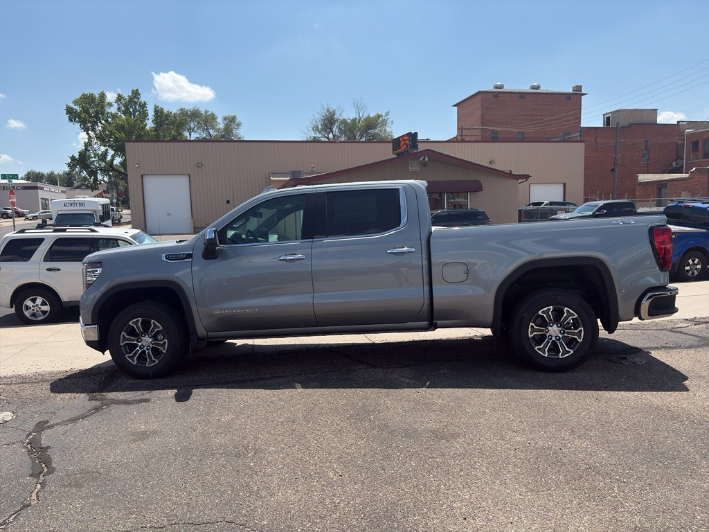 2026 GMC Sierra 1500 SLT - Photo 13