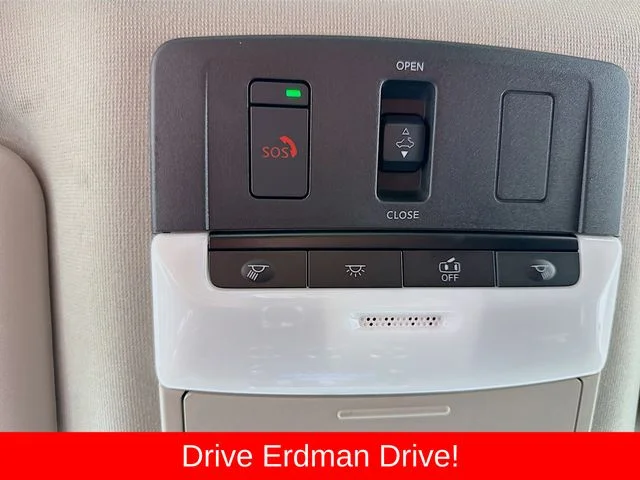 Used 2025 Black Nissan SR image 18