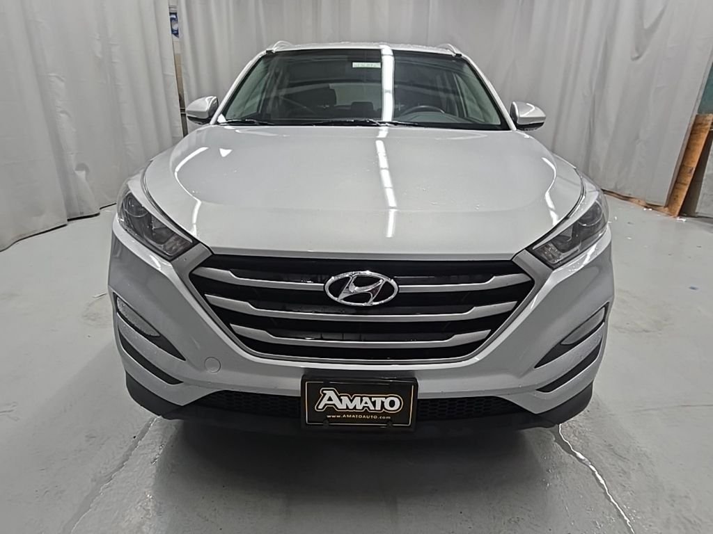 Certified Used 2018 Silver Hyundai SEL Plus image 9