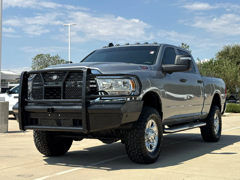 Used 2023 Silver Ram Tradesman image 3