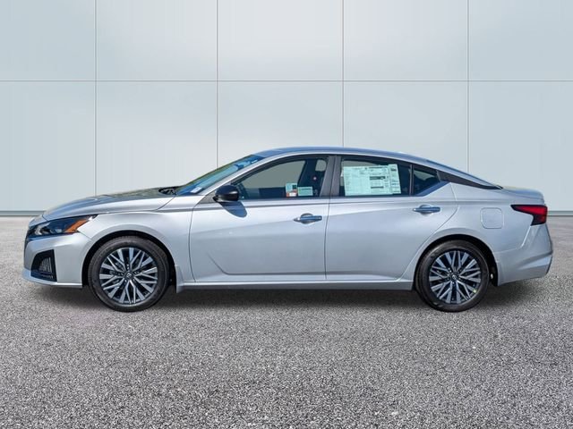 New 2025 Brilliant Silver Metallic Nissan SV image 2