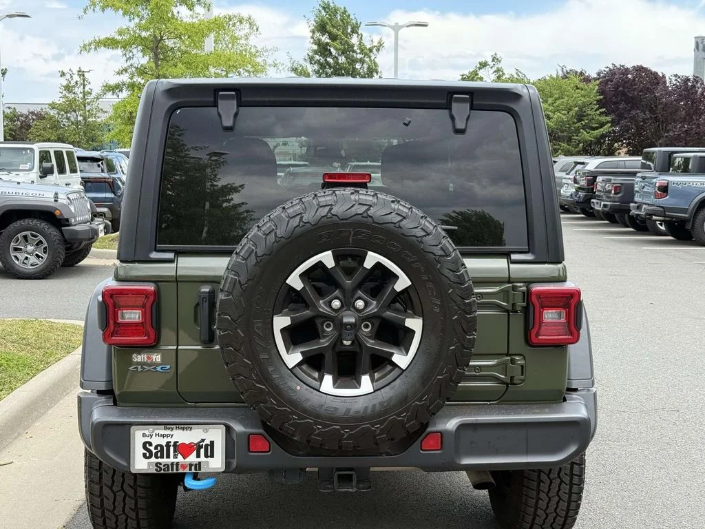 Used 2024 Green Jeep Rubicon 4xe image 11