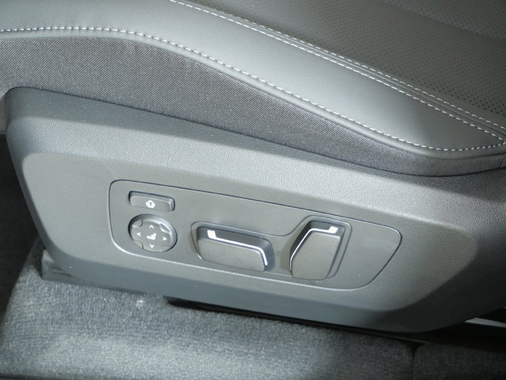 Used 2026 Blue BMW 30 xDrive image 39