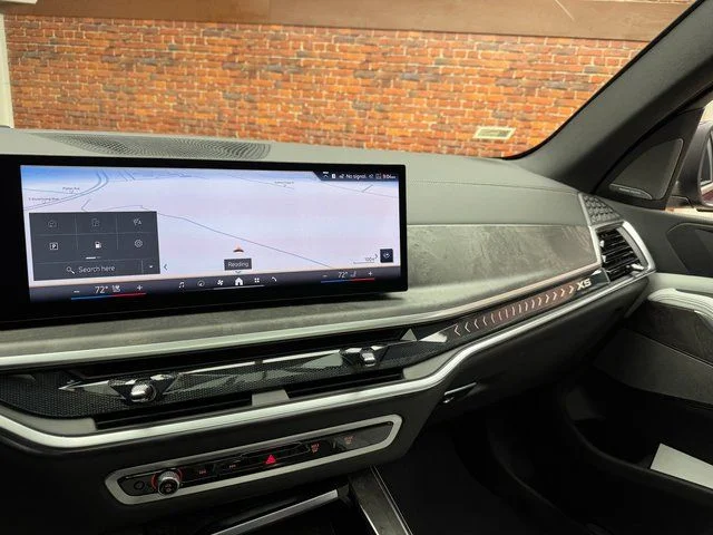 Used 2026 Blue BMW xDrive40i image 17