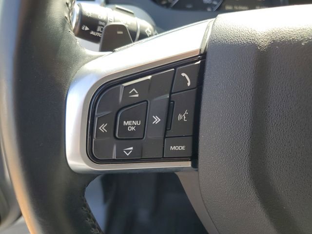 Used 2016 Silver Land Rover SE image 11