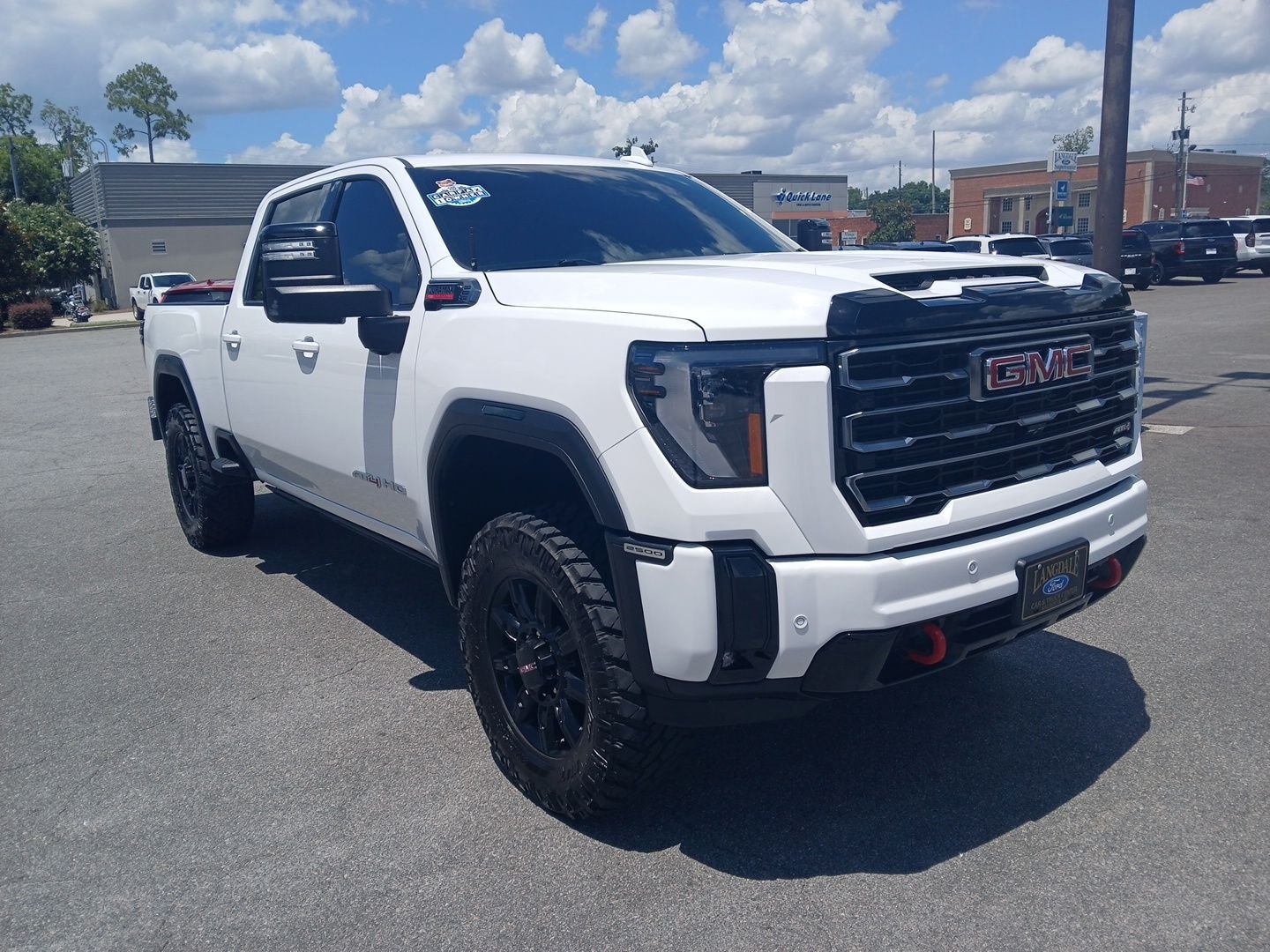 Used 2025 Summit White GMC AT4 image 3