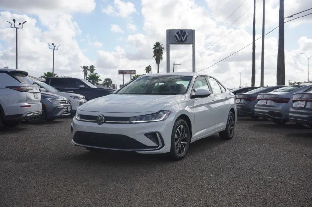 New 2027 WHITE Volkswagen S image 1