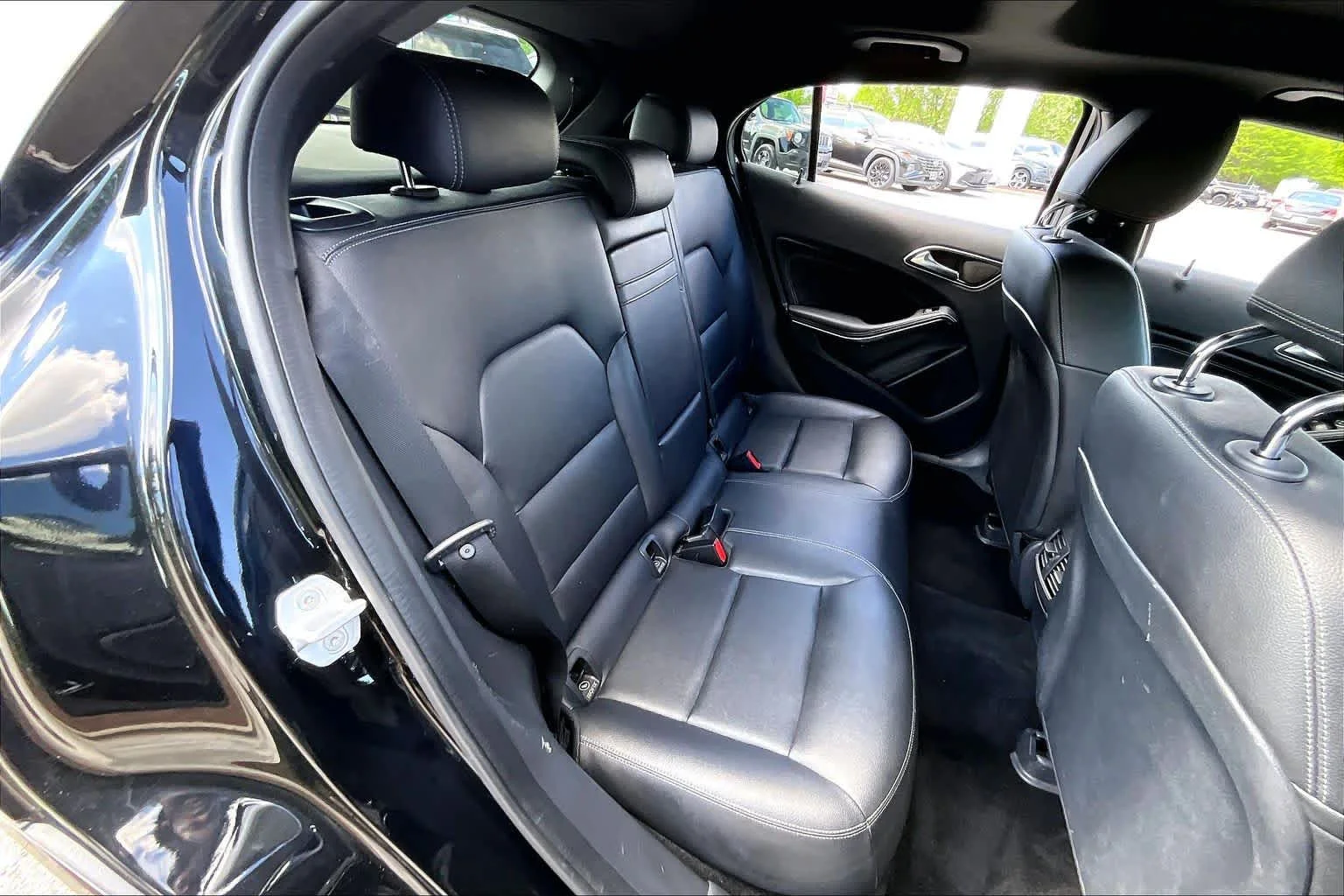 Used 2017 Night Black Mercedes-Benz GLA 250 image 21