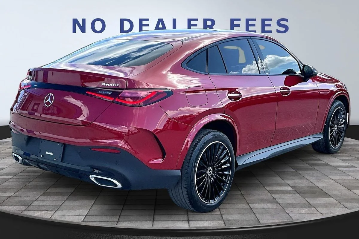 Used 2024  Mercedes-Benz 4MATIC® Coupe image 6