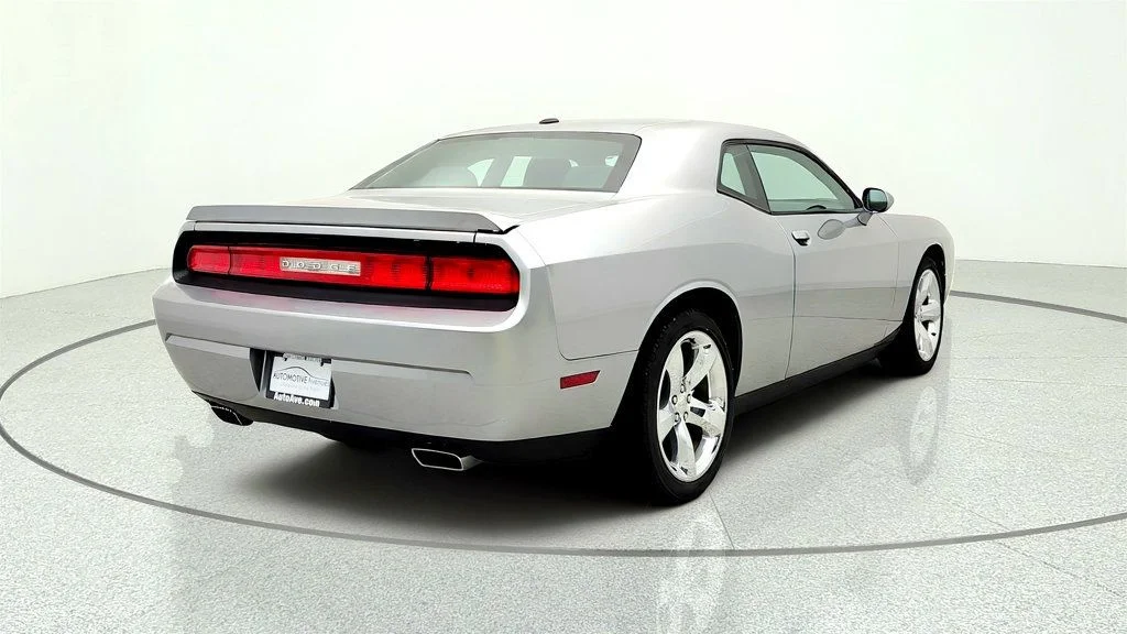 Used 2013 Billet Silver Metallic Dodge 2dr Coupe SXT w/ Super Sport Group image 5