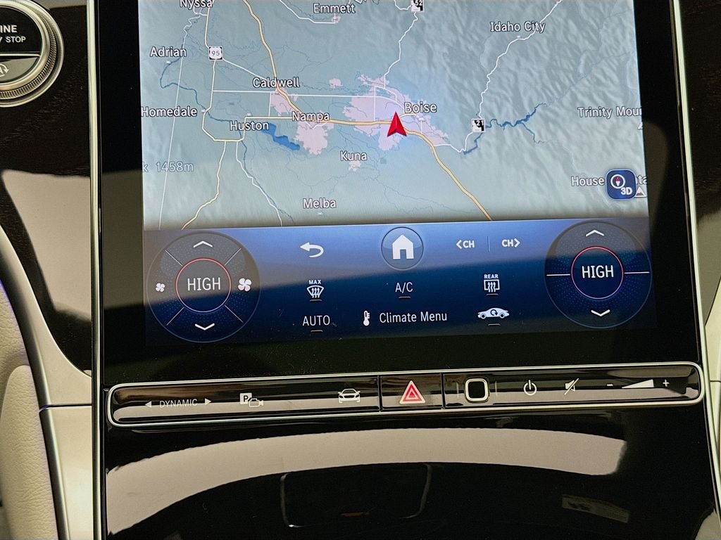 Used 2025 Red Mercedes-Benz GLC 300 image 17