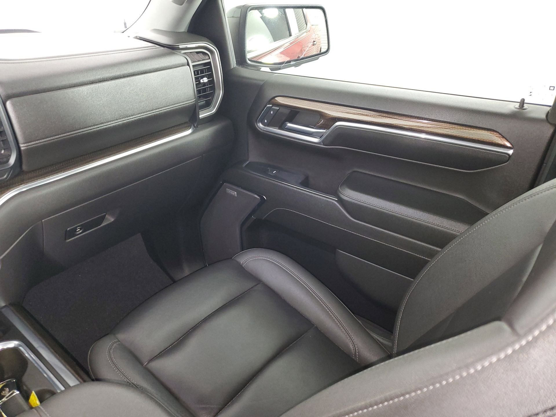 2024 Chevrolet Silverado 1500 LT Trail Boss - Photo 42