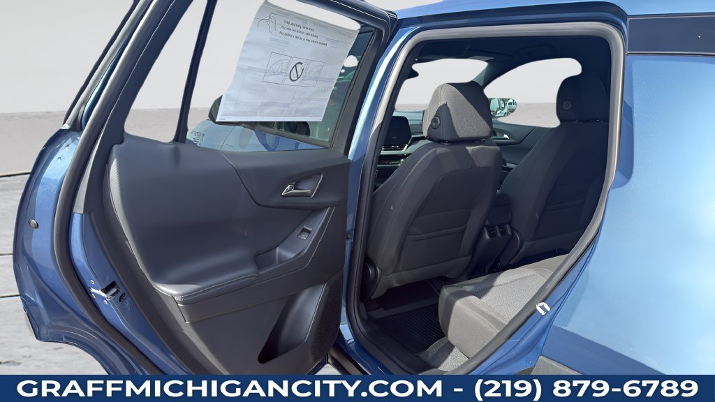 2027 Chevrolet Equinox LT - Photo 38