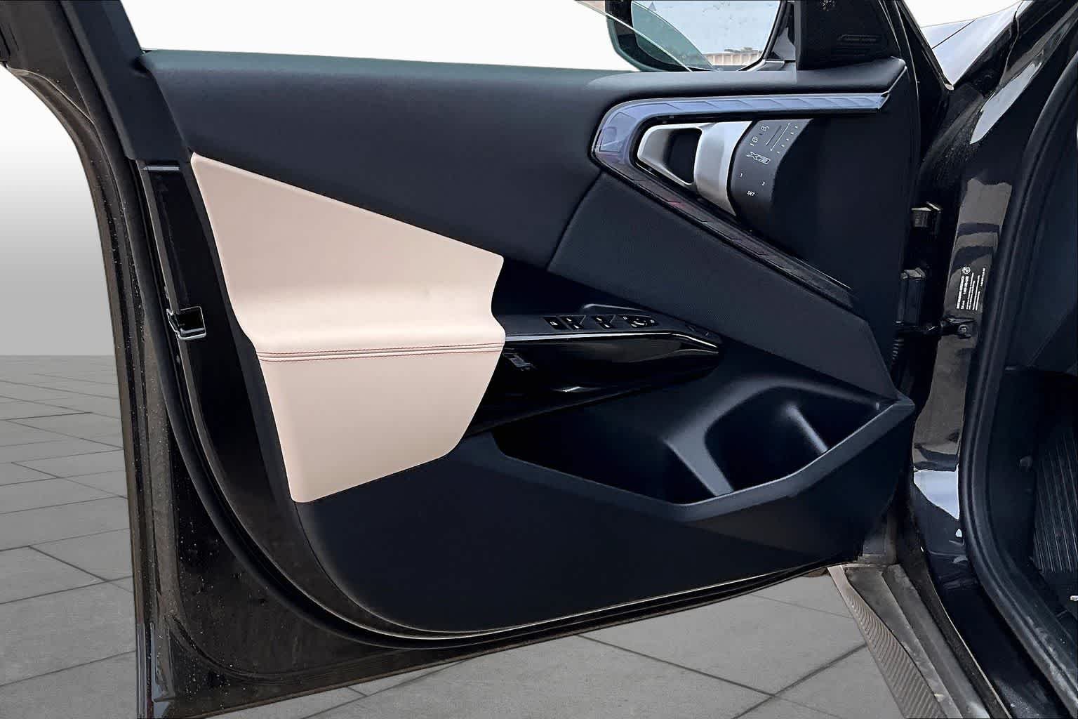 New 2026 Dark Graphite Metallic BMW 30 xDrive image 10