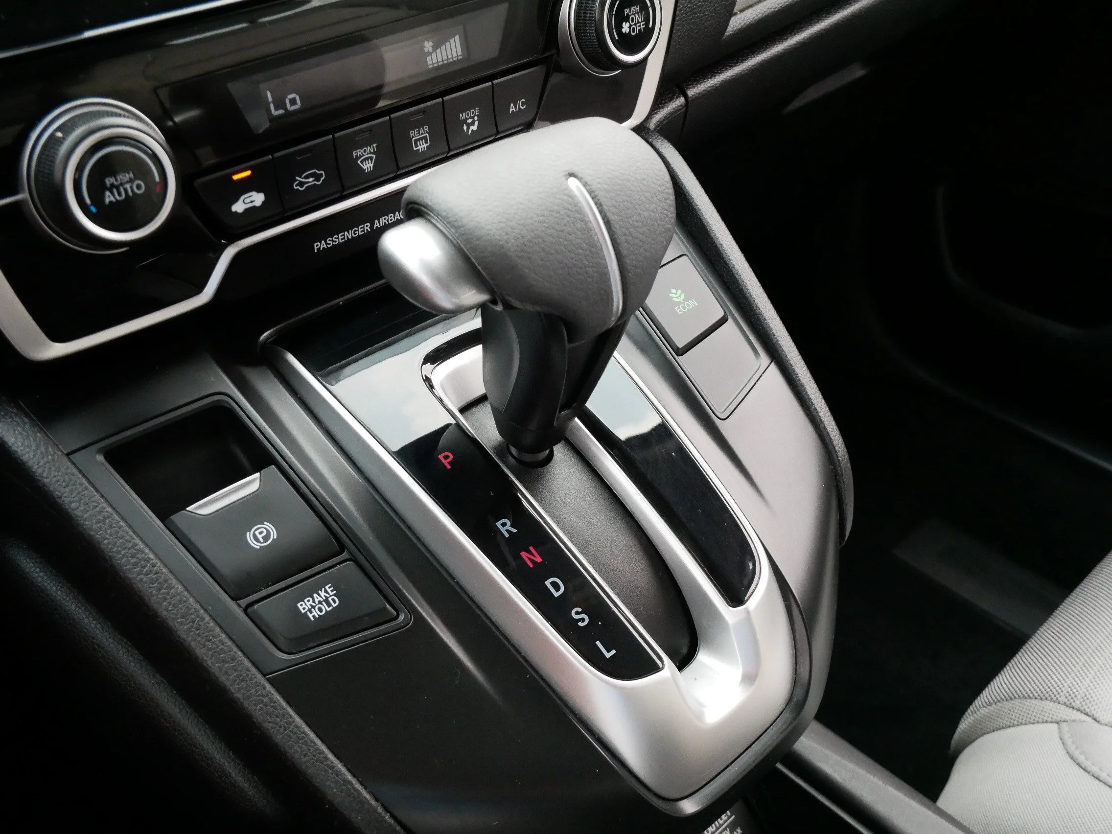 2019 Honda CR-V LX - Photo 24