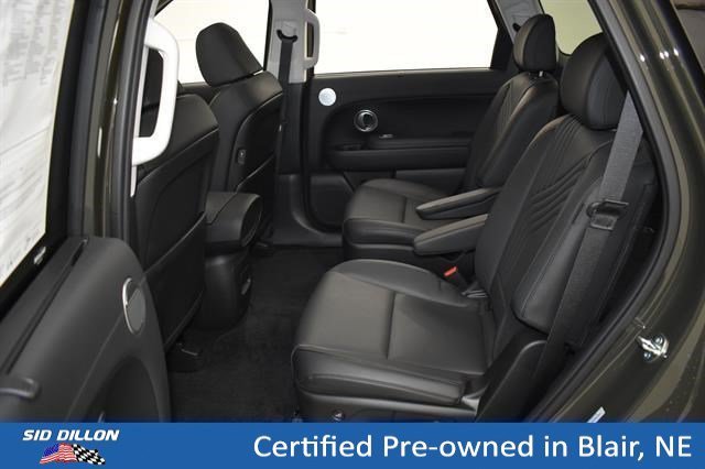 Used 2026 Titan Charcoal Pearl Hyundai SEL Convenience image 9