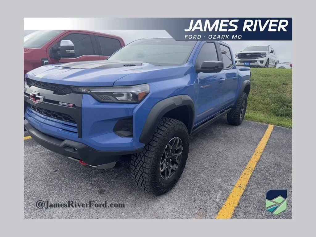 2026 Chevrolet Colorado ZR2 4WD's photo