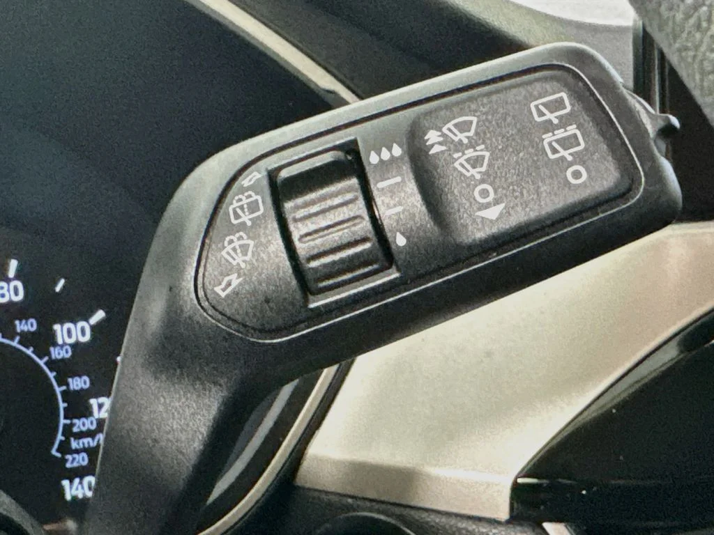 Used 2020 Black Ford SE image 14