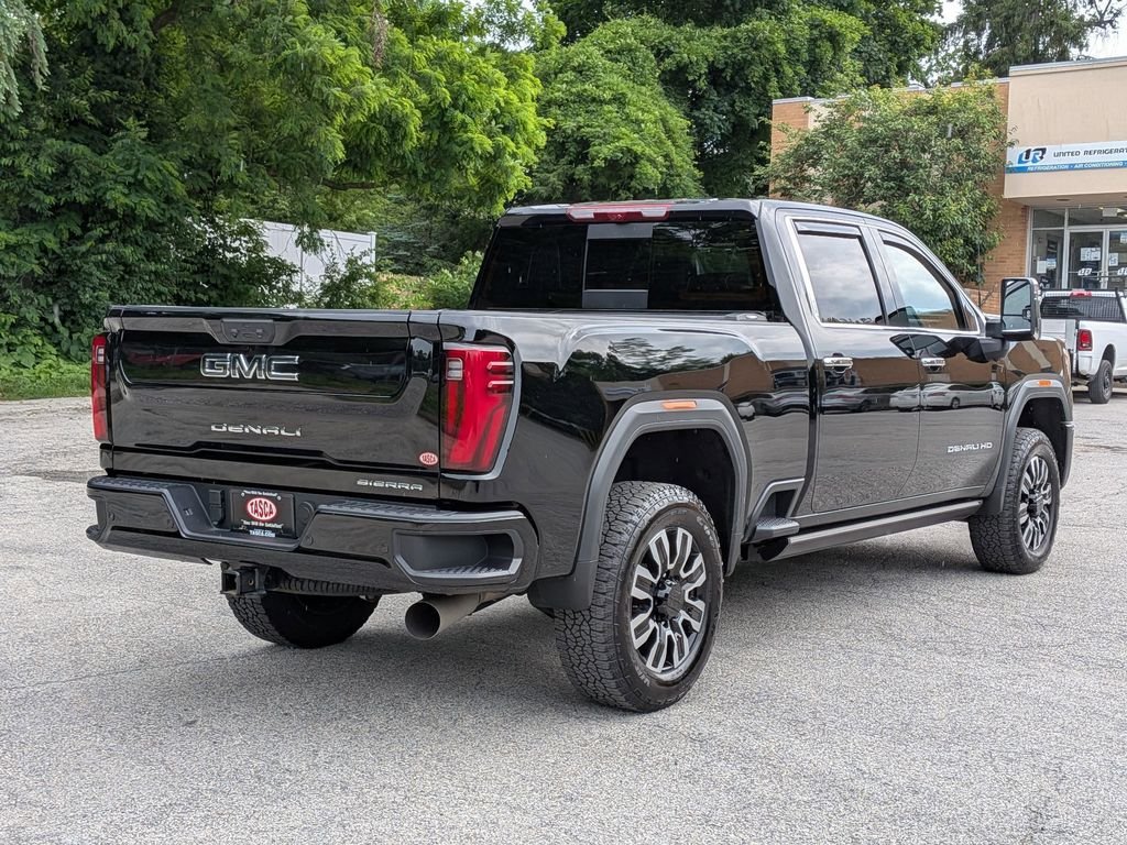 Used 2026 Black GMC Denali Ultimate image 3