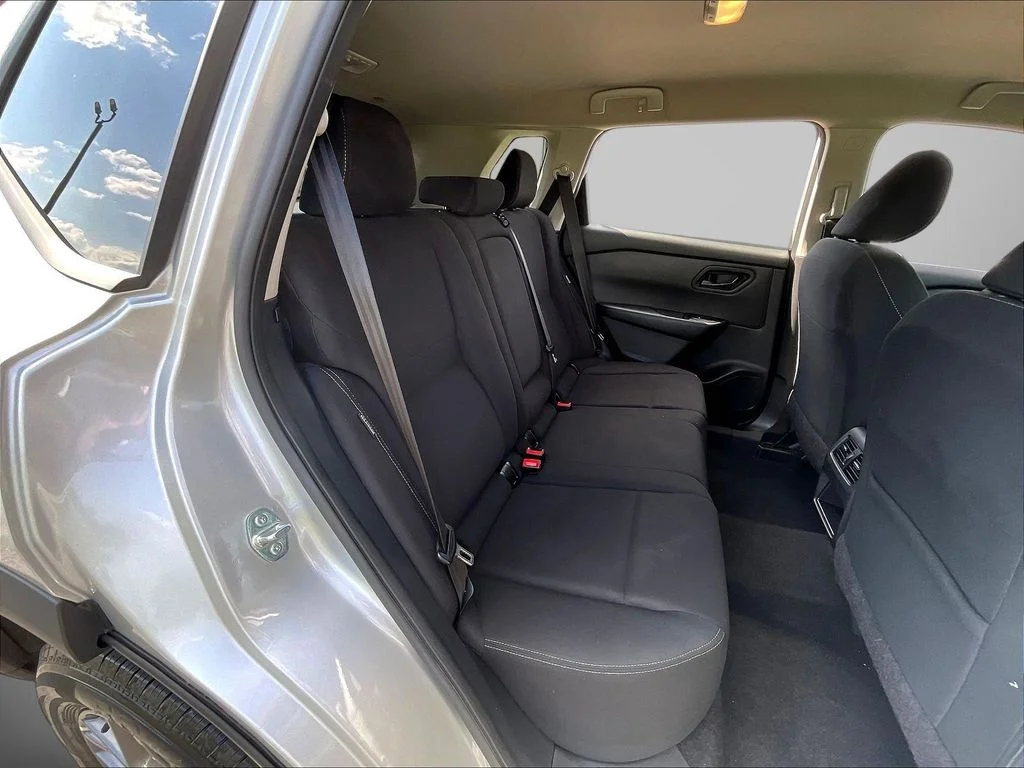 Used 2024 Silver Nissan S image 25