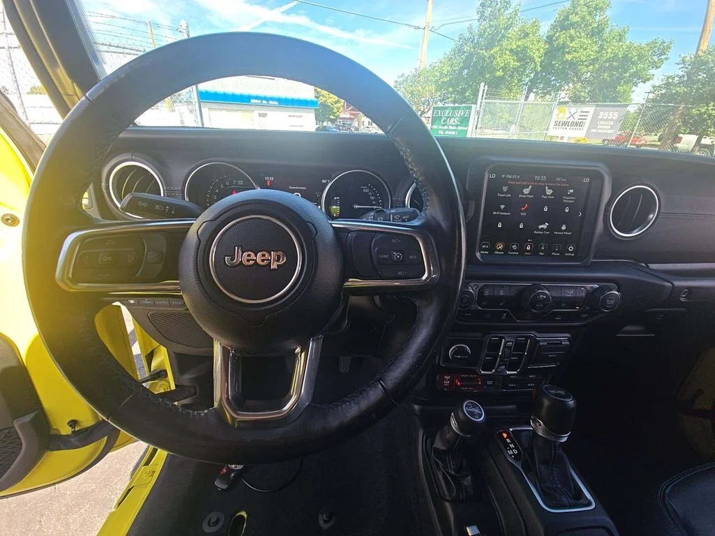 Used 2023  Jeep Rubicon 4xe image 6