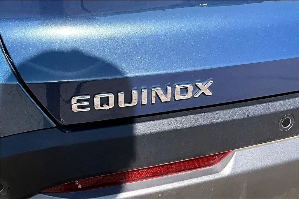 Used 2025 Blue Chevrolet LT image 27