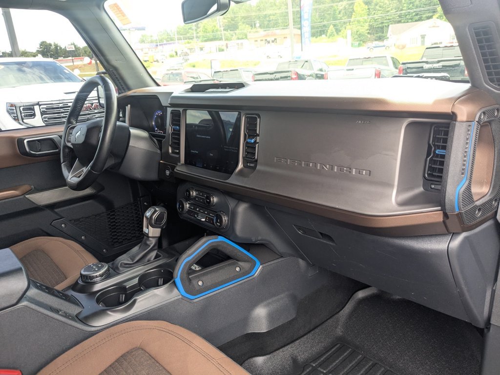 Used 2022  Ford Outer Banks image 28