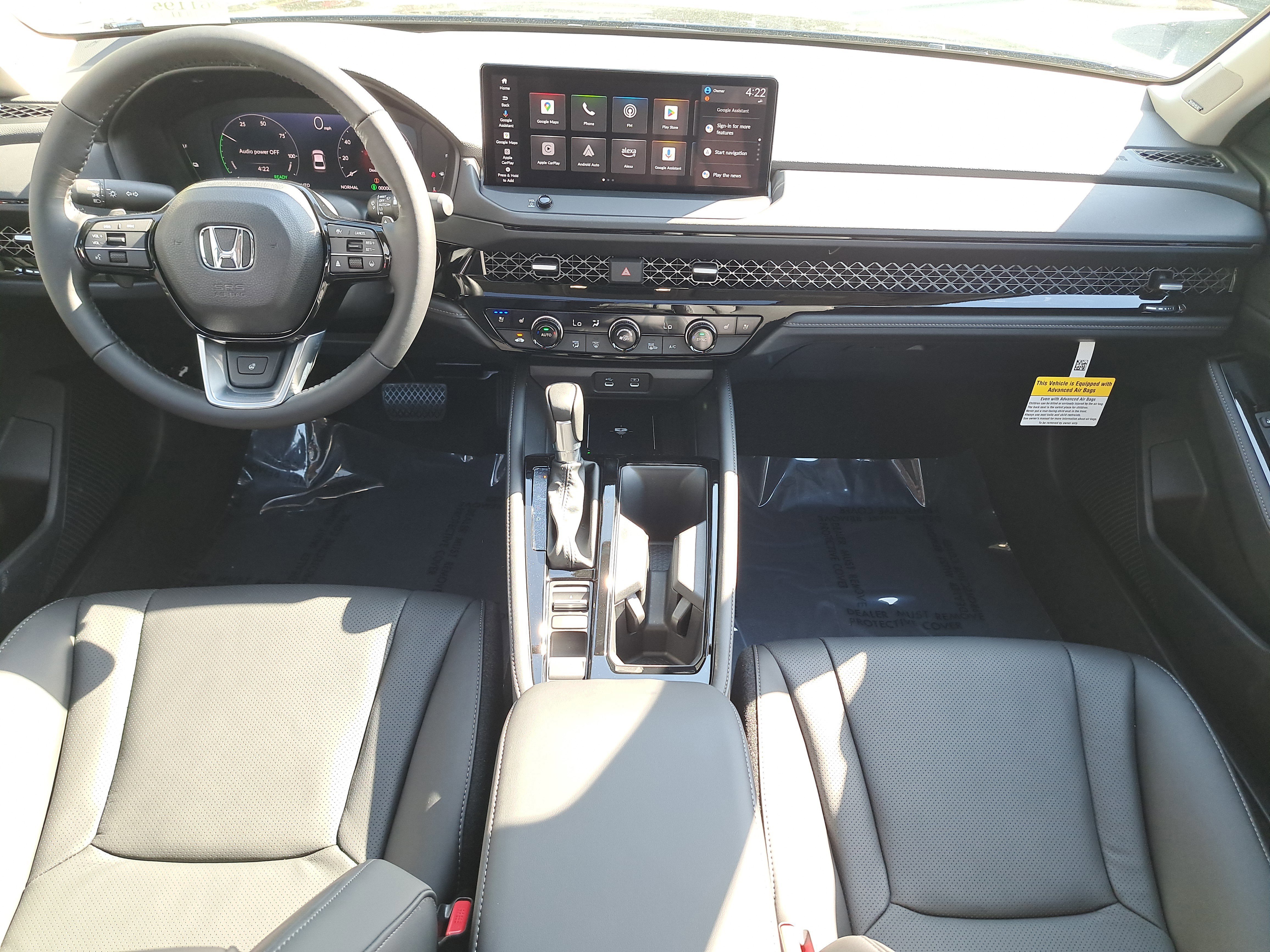 New 2026 Urban Gray Pearl Honda Touring image 14