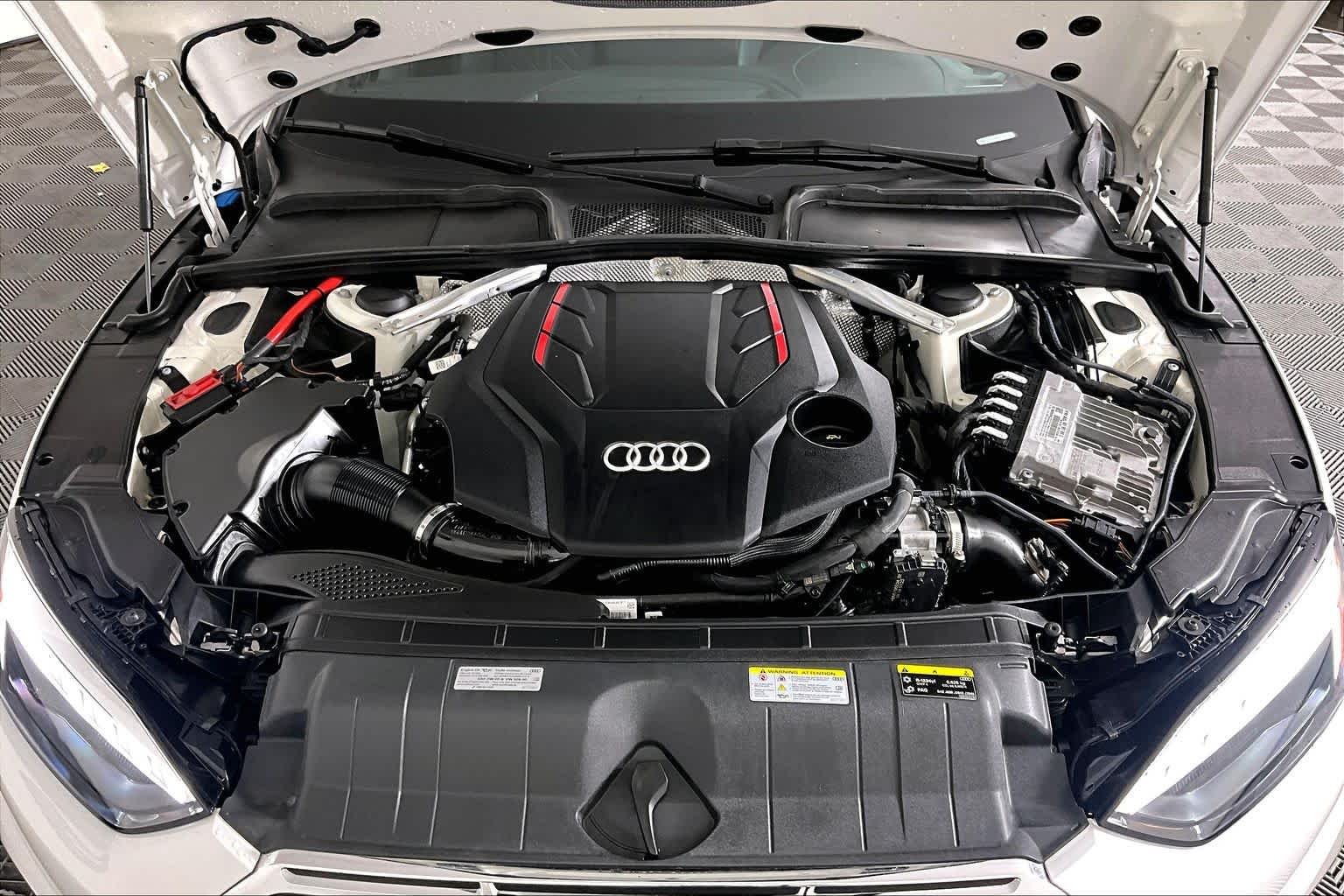Used 2024 Arkona White Audi Premium Plus image 30