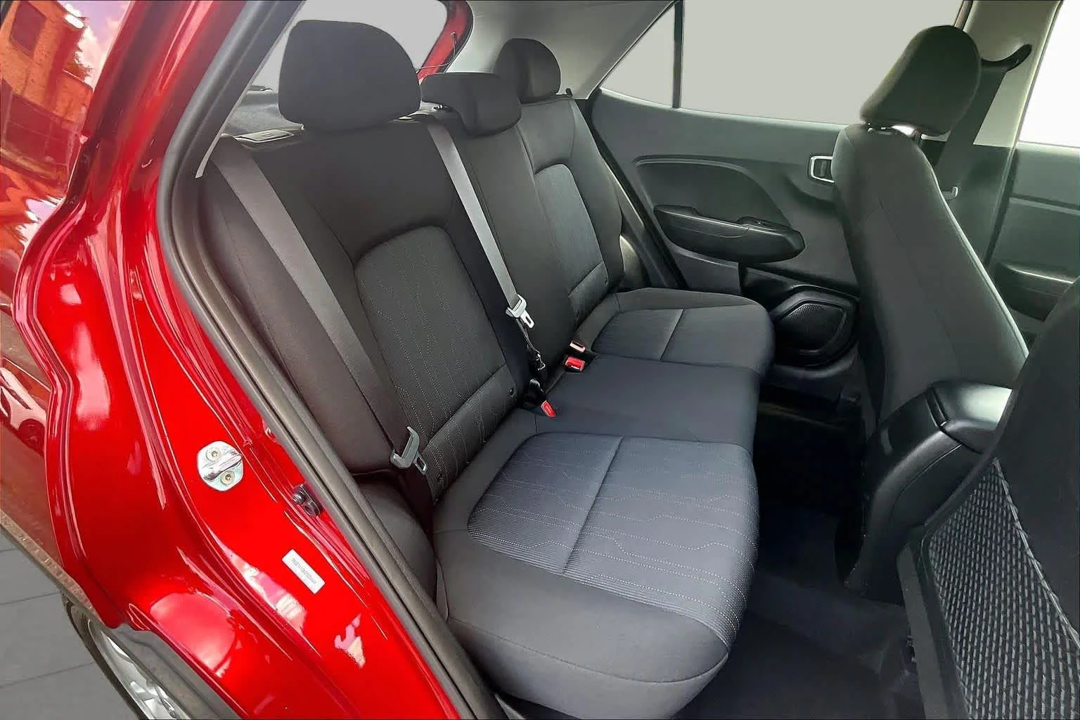 Used 2025 Ultimate Red Hyundai SE image 21