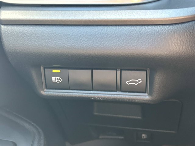 Used 2024 White Toyota XLE image 32
