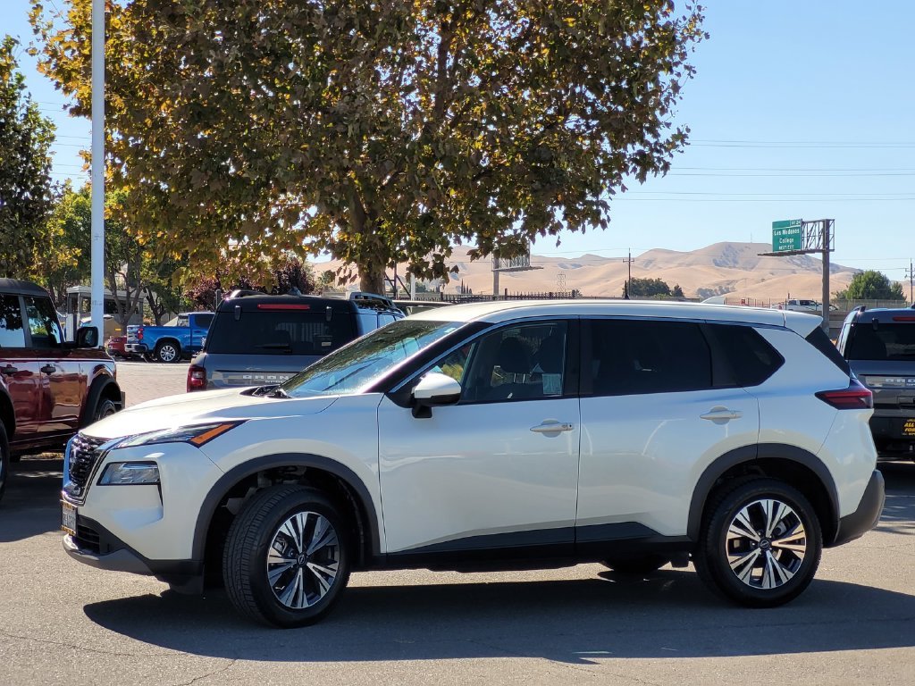 Certified Used 2022 White Nissan SV image 7