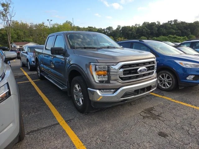 Used 2022 Gray Ford XLT image 2