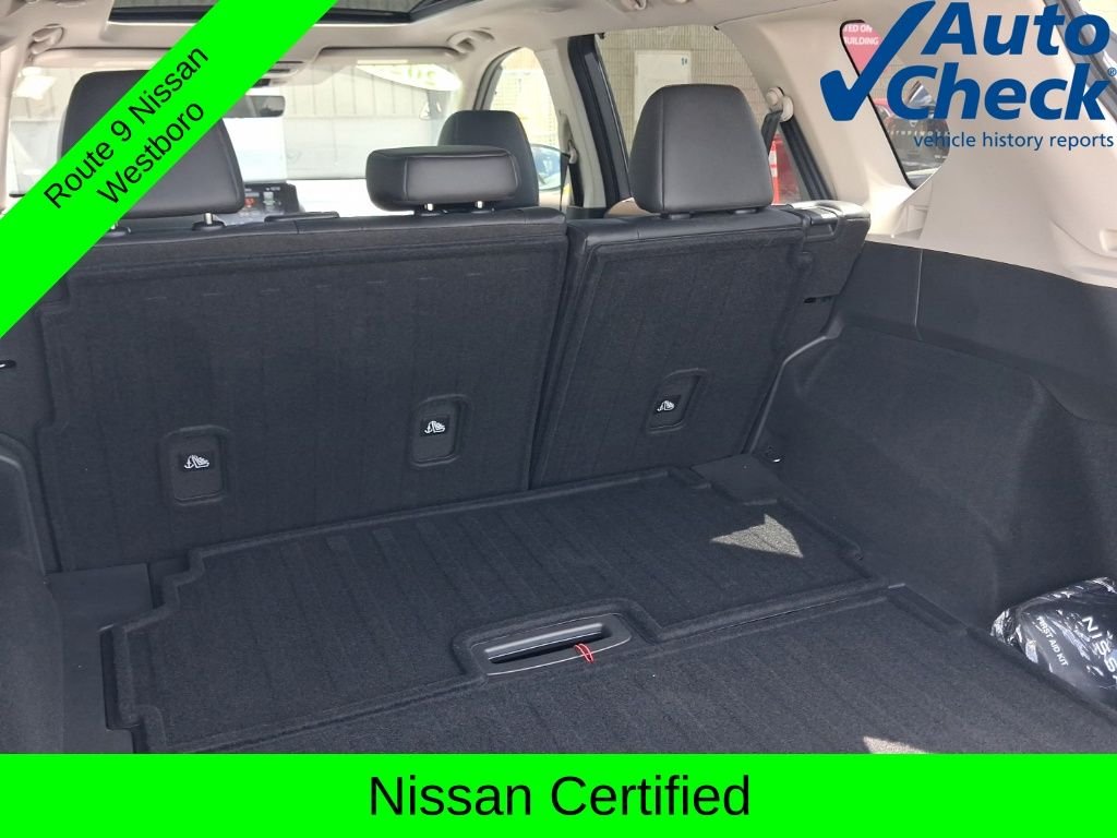 Used 2023 Gray Nissan SL image 14