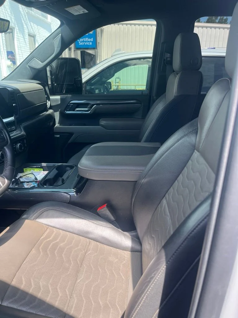 Used 2024 Gray Chevrolet ZR2 image 7