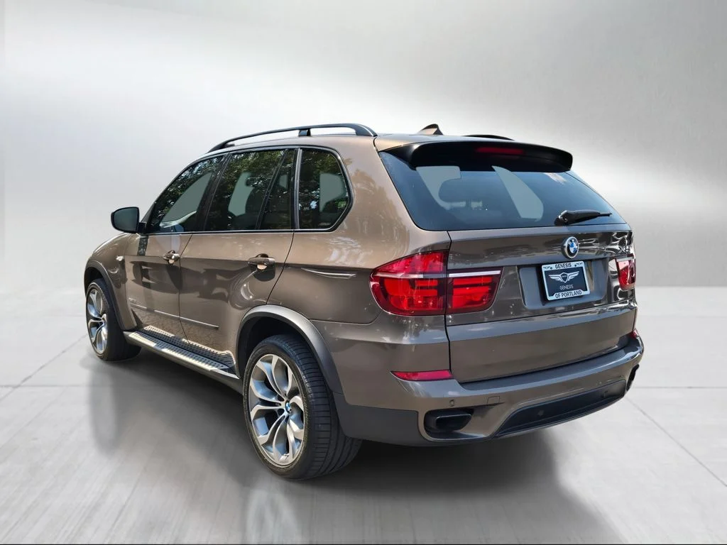Used 2013 Bronze Metallic BMW xDrive50i image 5