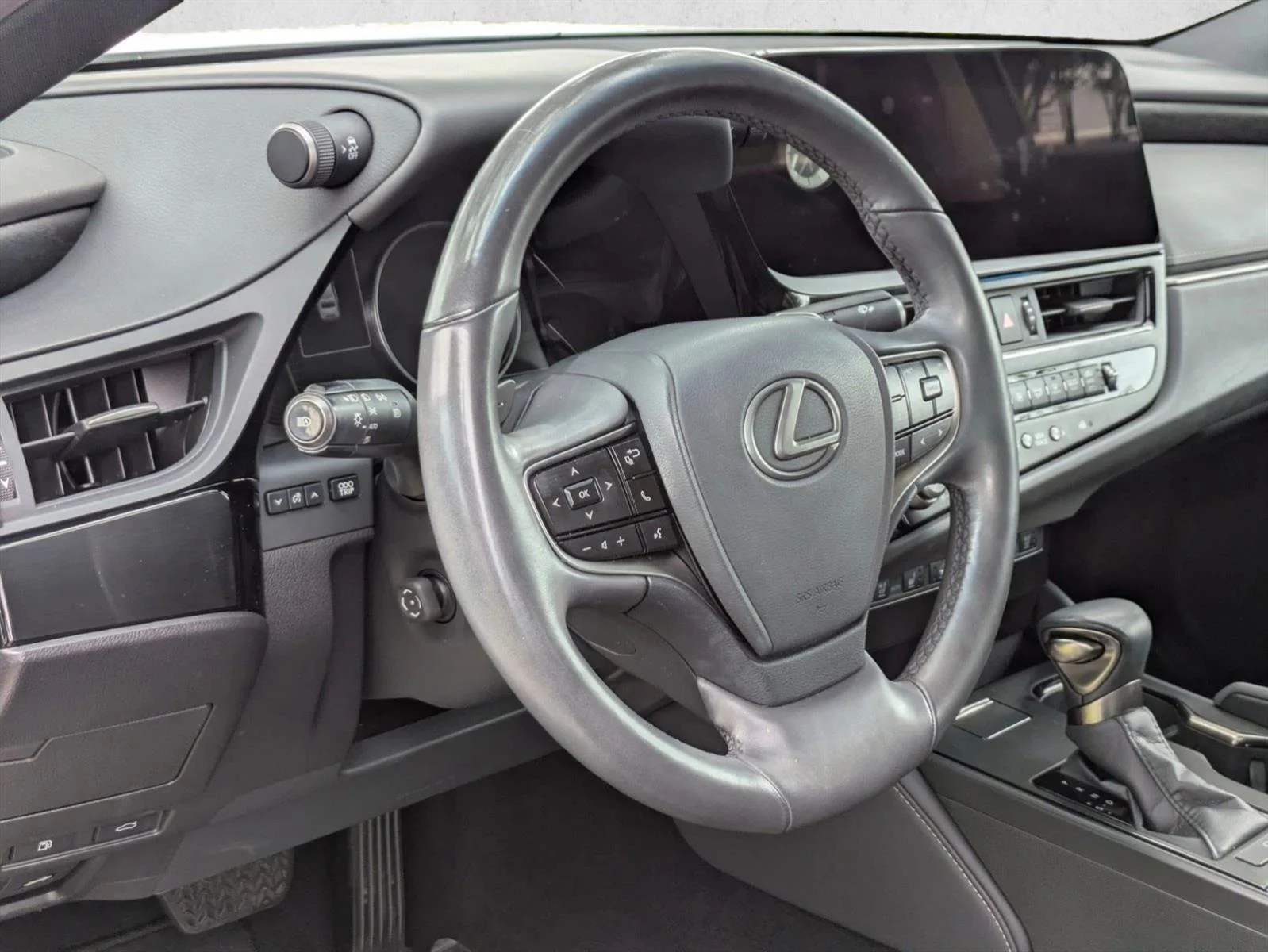Certified Used 2023 Eminent White Pearl Lexus ES 350 image 10