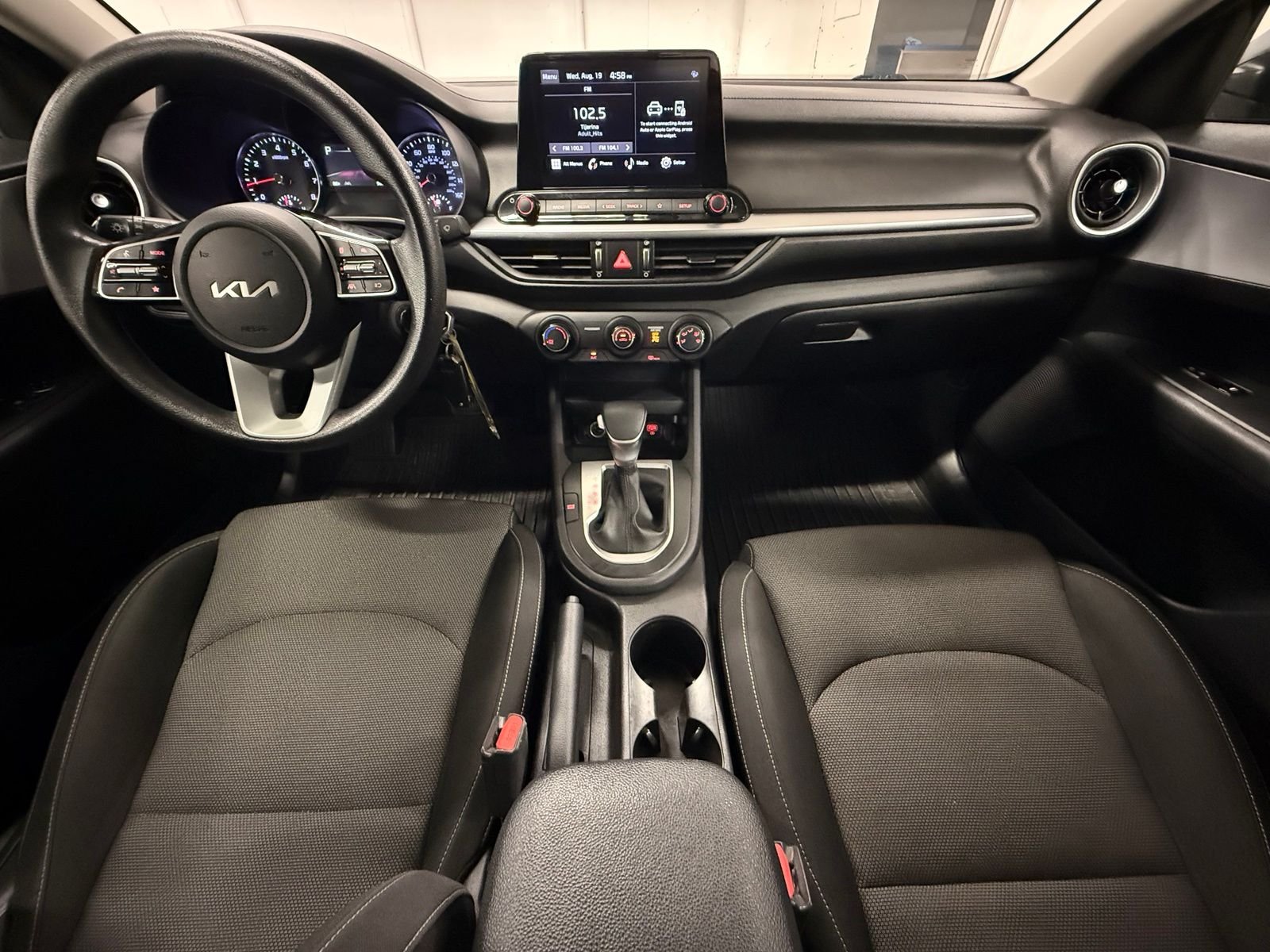 Used 2024 Gray Kia LXS image 13