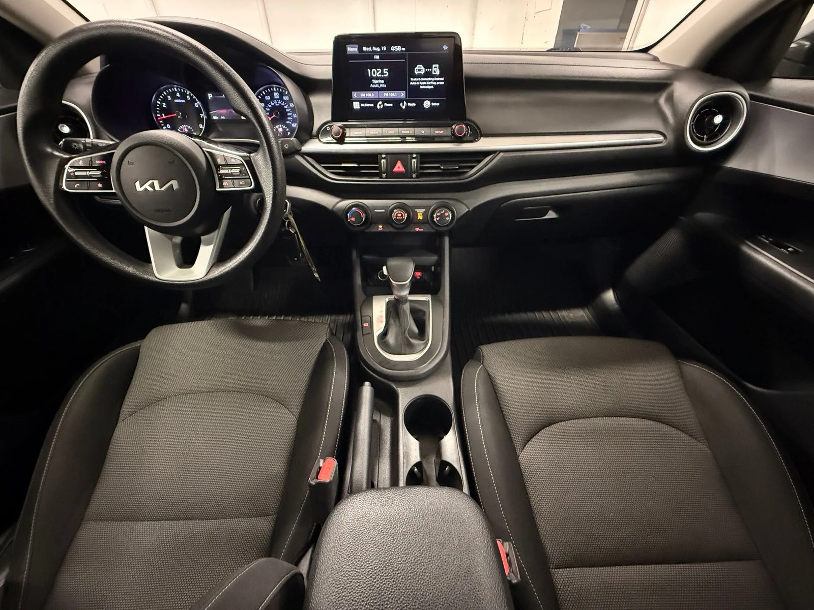 Used 2024 Gray Kia LXS image 13