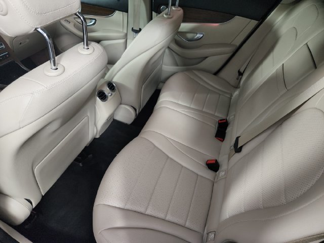 2020 Mercedes-Benz GLC GLC300 - Photo 17